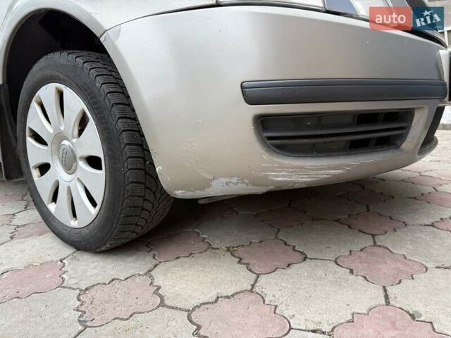 Бежевый Шкода Суперб, объемом двигателя 1.8 л и пробегом 265 тыс. км за 5200 $, фото 4 на Automoto.ua
