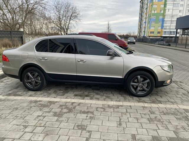 Бежевий Шкода Суперб, об'ємом двигуна 1.8 л та пробігом 398 тис. км за 6600 $, фото 5 на Automoto.ua
