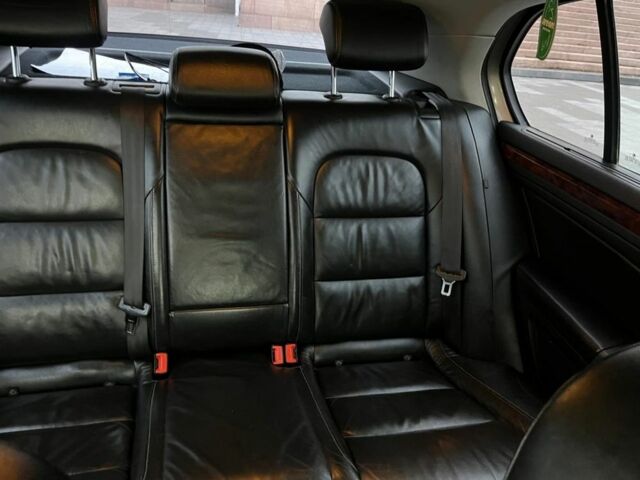 Бежевий Шкода Суперб, об'ємом двигуна 2 л та пробігом 255 тис. км за 10600 $, фото 6 на Automoto.ua