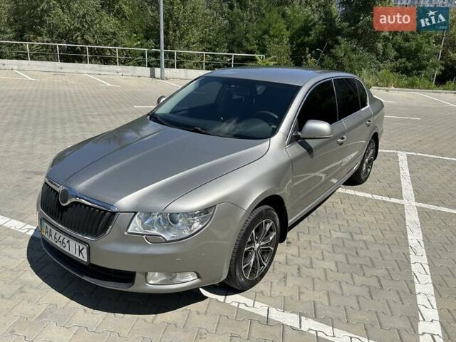 Шкода Суперб 2009 в Киеве на Automoto.ua Бежевый Шкода Суперб, объемом двигателя 1.8 л и пробегом 206 тыс. км за 9000 $, фото 5 на Automoto.ua