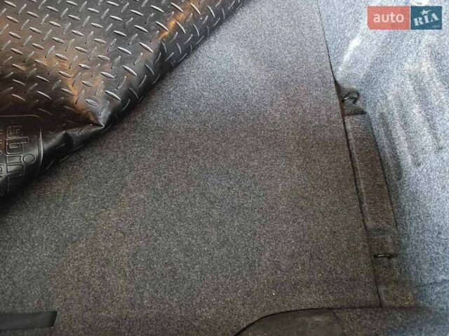 Бежевый Шкода Суперб, объемом двигателя 1.8 л и пробегом 167 тыс. км за 8900 $, фото 53 на Automoto.ua
