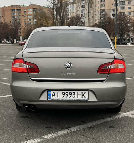 Бежевый Шкода Суперб, объемом двигателя 1.8 л и пробегом 245 тыс. км за 7800 $, фото 8 на Automoto.ua