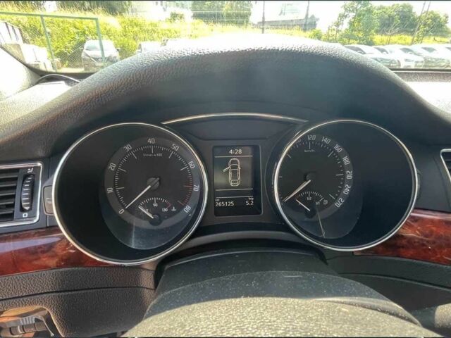 Бежевий Шкода Суперб, об'ємом двигуна 1.8 л та пробігом 265 тис. км за 5999 $, фото 13 на Automoto.ua