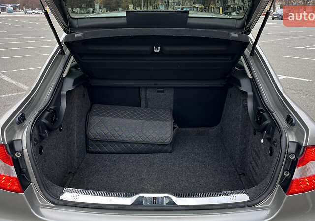 Бежевый Шкода Суперб, объемом двигателя 1.8 л и пробегом 245 тыс. км за 7800 $, фото 30 на Automoto.ua