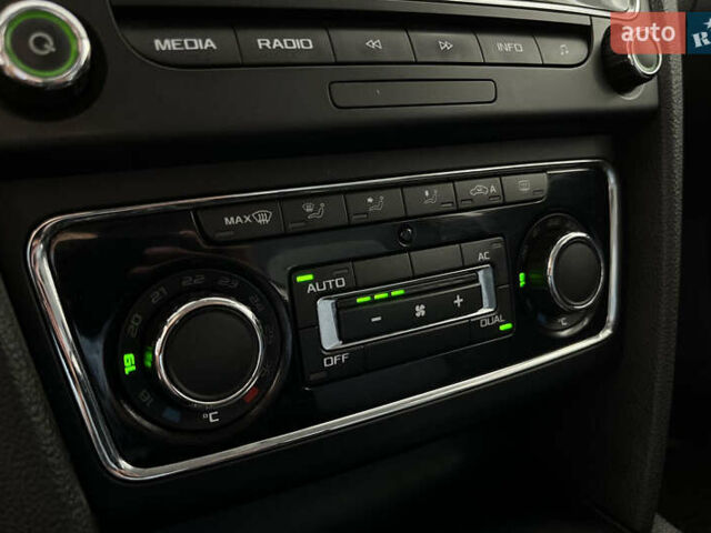 Бежевый Шкода Суперб, объемом двигателя 1.8 л и пробегом 227 тыс. км за 9100 $, фото 17 на Automoto.ua