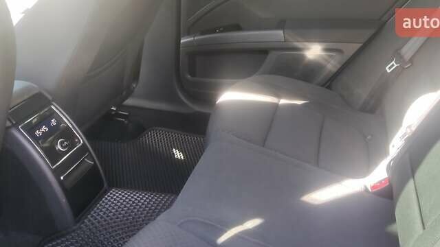 Бежевий Шкода Суперб, об'ємом двигуна 1.8 л та пробігом 147 тис. км за 12000 $, фото 10 на Automoto.ua