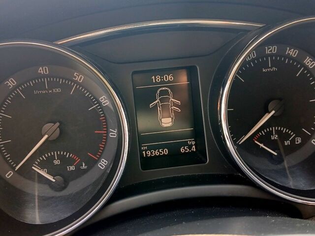 Бежевий Шкода Суперб, об'ємом двигуна 1.8 л та пробігом 294 тис. км за 7000 $, фото 6 на Automoto.ua