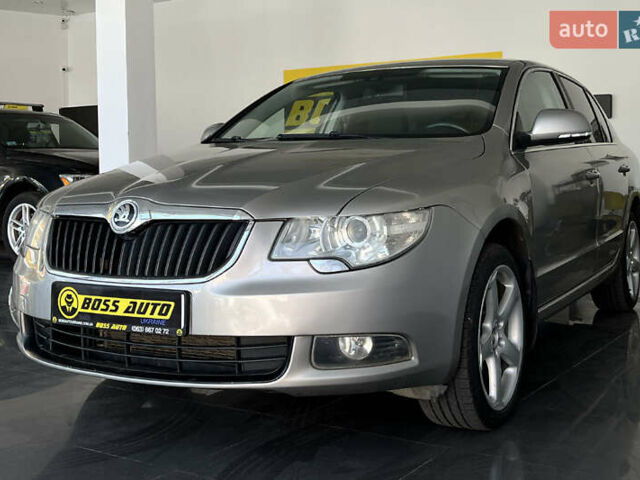Бежевый Шкода Суперб, объемом двигателя 1.8 л и пробегом 227 тыс. км за 9100 $, фото 2 на Automoto.ua