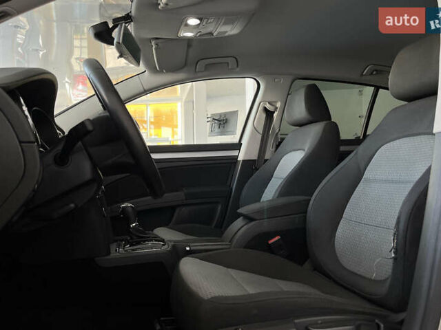 Бежевый Шкода Суперб, объемом двигателя 1.8 л и пробегом 227 тыс. км за 9100 $, фото 10 на Automoto.ua