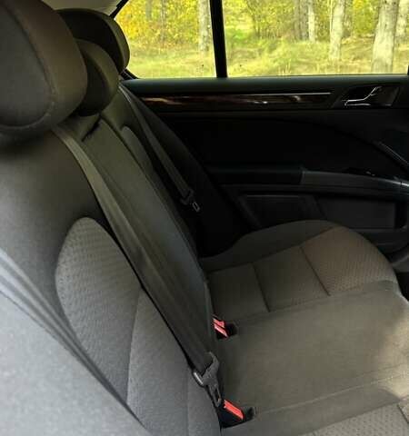 Бежевый Шкода Суперб, объемом двигателя 1.8 л и пробегом 172 тыс. км за 12800 $, фото 9 на Automoto.ua