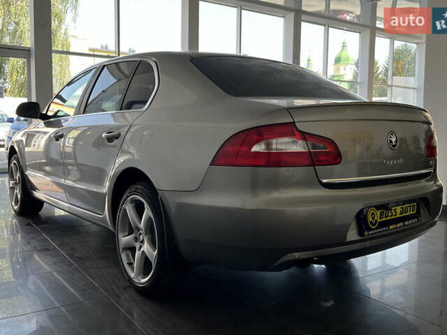 Бежевый Шкода Суперб, объемом двигателя 1.8 л и пробегом 227 тыс. км за 9100 $, фото 4 на Automoto.ua