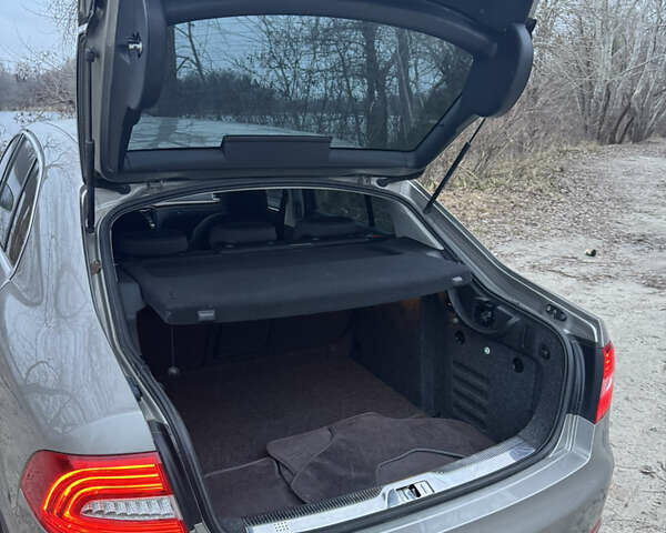 Бежевий Шкода Суперб, об'ємом двигуна 1.8 л та пробігом 187 тис. км за 9500 $, фото 4 на Automoto.ua