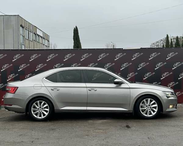 Бежевый Шкода Суперб, объемом двигателя 1.98 л и пробегом 191 тыс. км за 20000 $, фото 3 на Automoto.ua