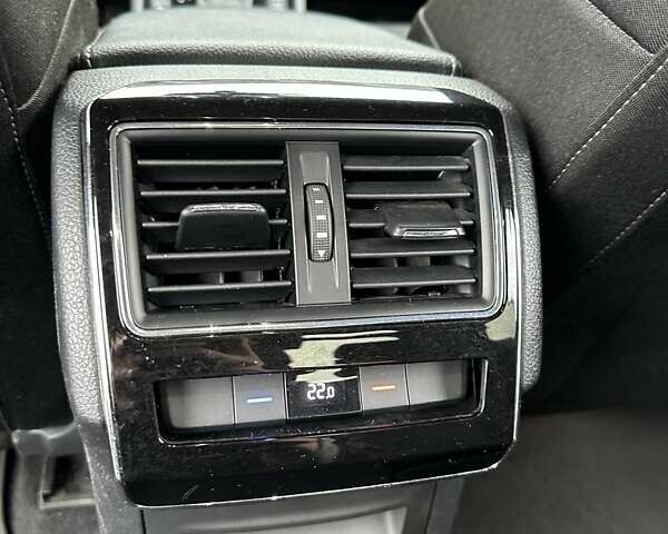 Бежевый Шкода Суперб, объемом двигателя 1.98 л и пробегом 191 тыс. км за 20000 $, фото 21 на Automoto.ua