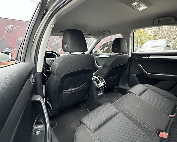 Бежевый Шкода Суперб, объемом двигателя 1.98 л и пробегом 191 тыс. км за 20000 $, фото 17 на Automoto.ua