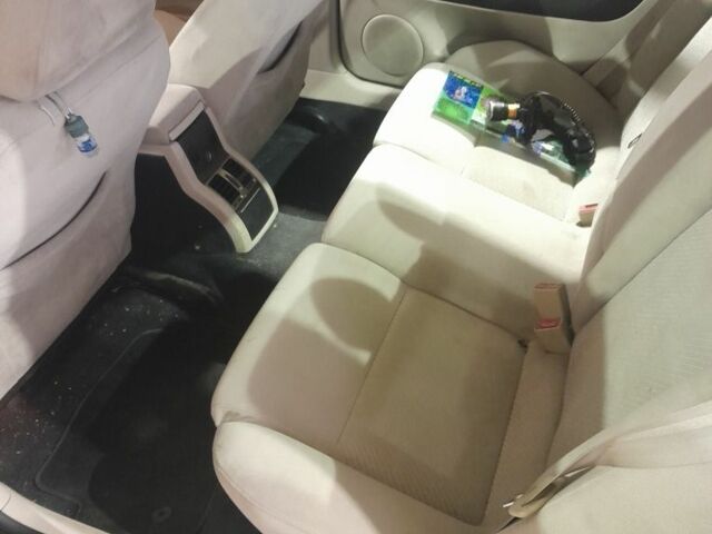 Черный Шкода Суперб, объемом двигателя 2.5 л и пробегом 400 тыс. км за 2600 $, фото 13 на Automoto.ua