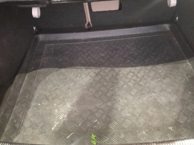 Черный Шкода Суперб, объемом двигателя 2.5 л и пробегом 400 тыс. км за 2600 $, фото 11 на Automoto.ua