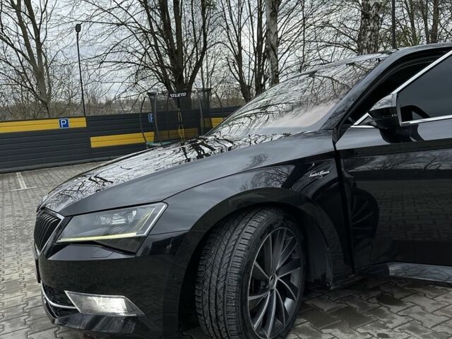 Черный Шкода Суперб, объемом двигателя 2 л и пробегом 235 тыс. км за 20500 $, фото 15 на Automoto.ua