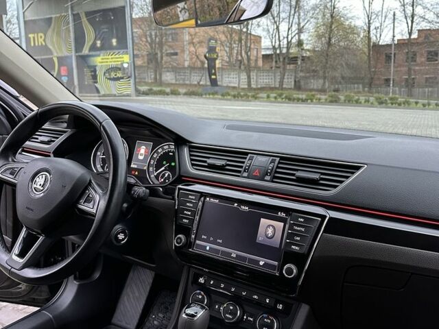 Черный Шкода Суперб, объемом двигателя 2 л и пробегом 235 тыс. км за 20500 $, фото 5 на Automoto.ua