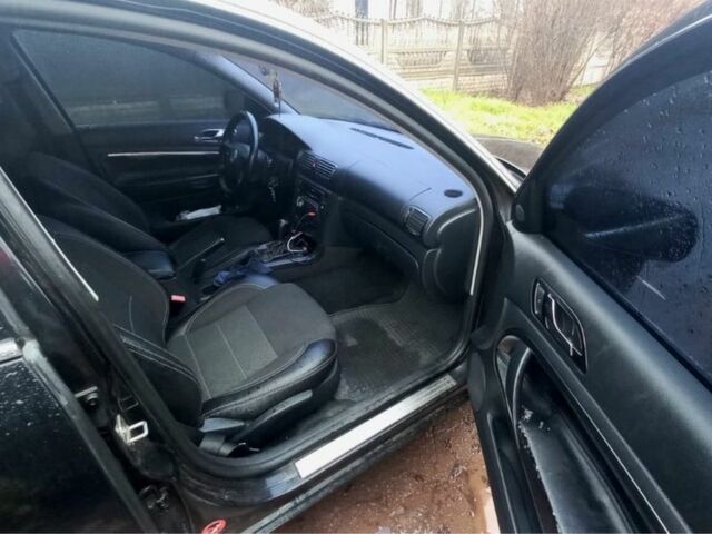 Черный Шкода Суперб, объемом двигателя 2.8 л и пробегом 287 тыс. км за 3500 $, фото 4 на Automoto.ua