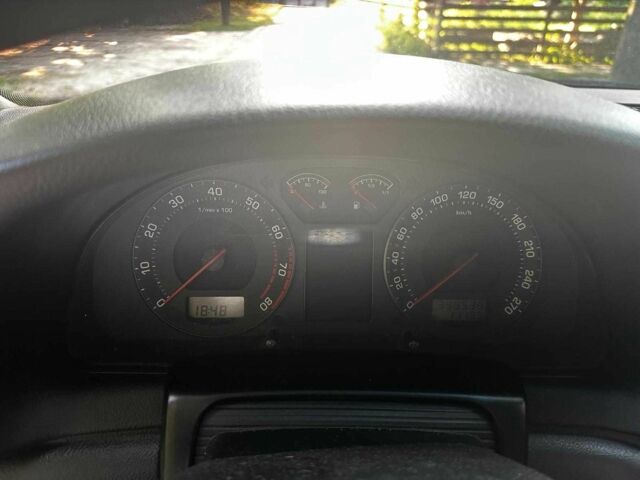 Черный Шкода Суперб, объемом двигателя 1.8 л и пробегом 390 тыс. км за 4050 $, фото 10 на Automoto.ua