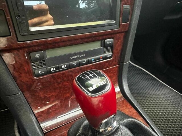 Черный Шкода Суперб, объемом двигателя 1.8 л и пробегом 390 тыс. км за 4050 $, фото 12 на Automoto.ua