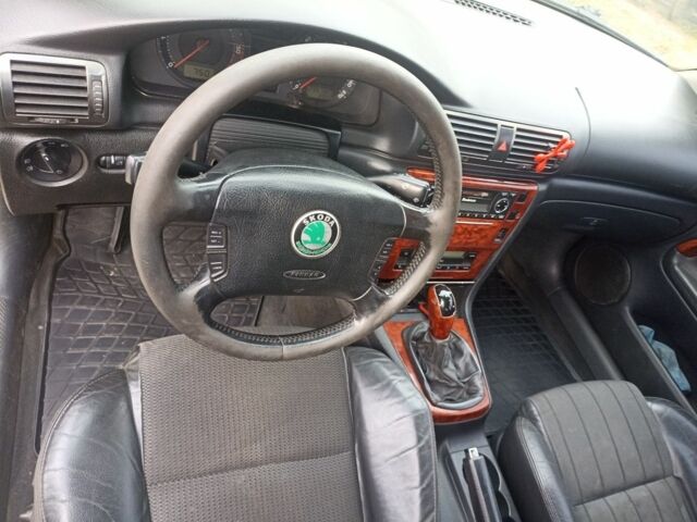 Чорний Шкода Суперб, об'ємом двигуна 0 л та пробігом 300 тис. км за 4000 $, фото 4 на Automoto.ua