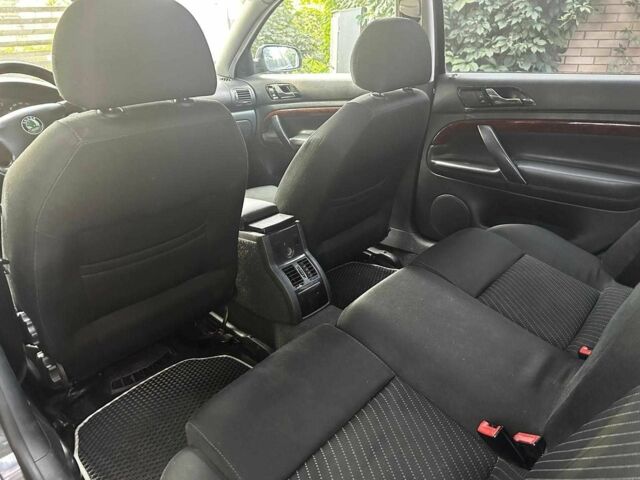 Черный Шкода Суперб, объемом двигателя 1.8 л и пробегом 390 тыс. км за 4050 $, фото 15 на Automoto.ua