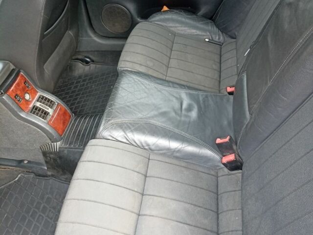 Чорний Шкода Суперб, об'ємом двигуна 0 л та пробігом 300 тис. км за 4000 $, фото 6 на Automoto.ua