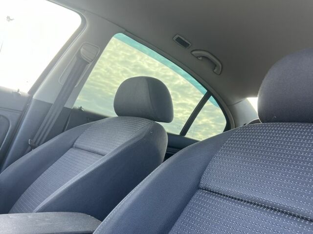 Шкода Суперб 2003 у Києві на Automoto.ua Чорний Шкода Суперб, об'ємом двигуна 1.8 л та пробігом 260 тис. км за 4250 $, фото 11 на Automoto.ua