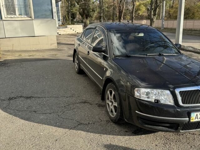 Черный Шкода Суперб, объемом двигателя 2.8 л и пробегом 350 тыс. км за 4200 $, фото 1 на Automoto.ua
