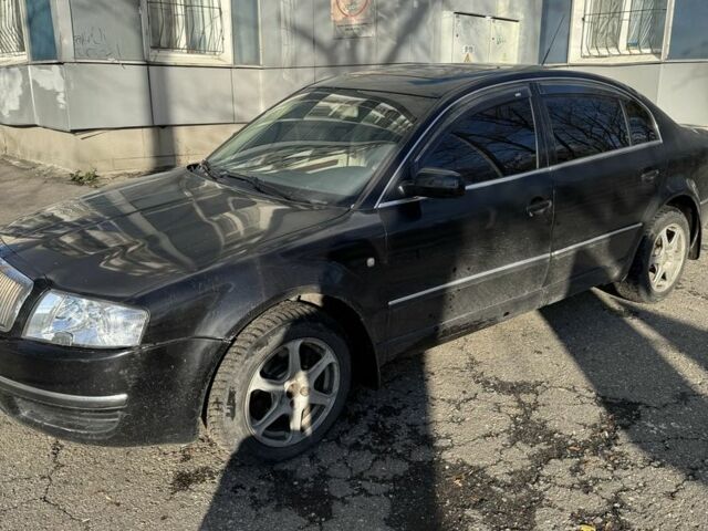 Черный Шкода Суперб, объемом двигателя 2.8 л и пробегом 350 тыс. км за 4200 $, фото 4 на Automoto.ua