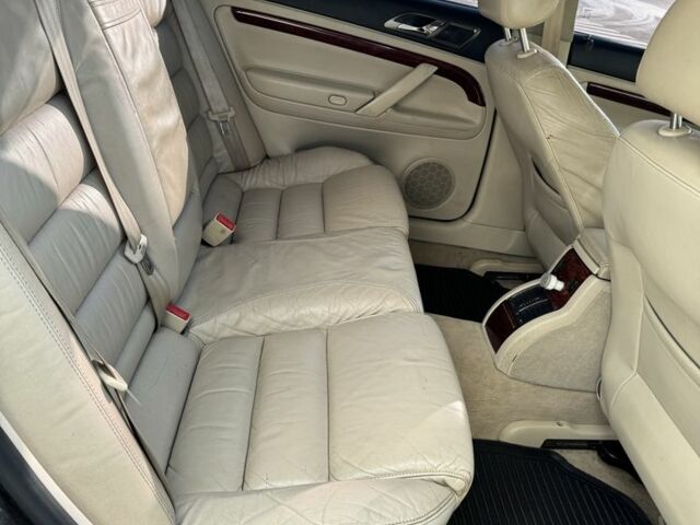 Черный Шкода Суперб, объемом двигателя 2.8 л и пробегом 350 тыс. км за 4200 $, фото 12 на Automoto.ua