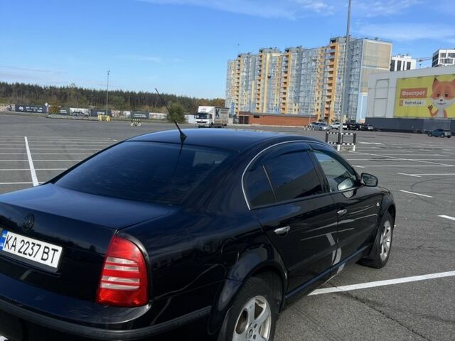 Шкода Суперб 2003 у Києві на Automoto.ua Чорний Шкода Суперб, об'ємом двигуна 1.8 л та пробігом 260 тис. км за 4250 $, фото 5 на Automoto.ua