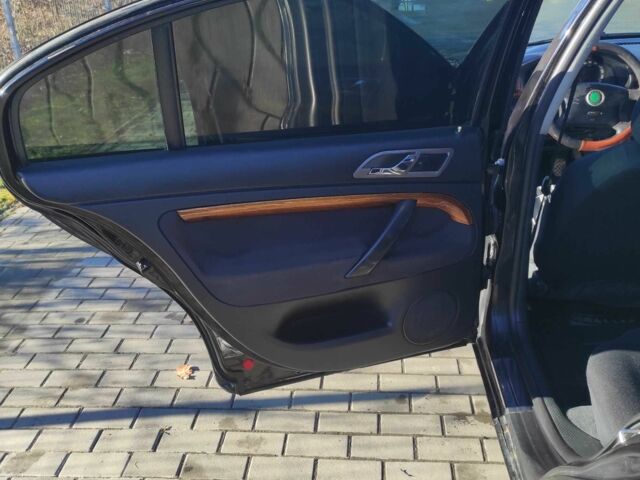 Черный Шкода Суперб, объемом двигателя 1.8 л и пробегом 320 тыс. км за 3500 $, фото 21 на Automoto.ua