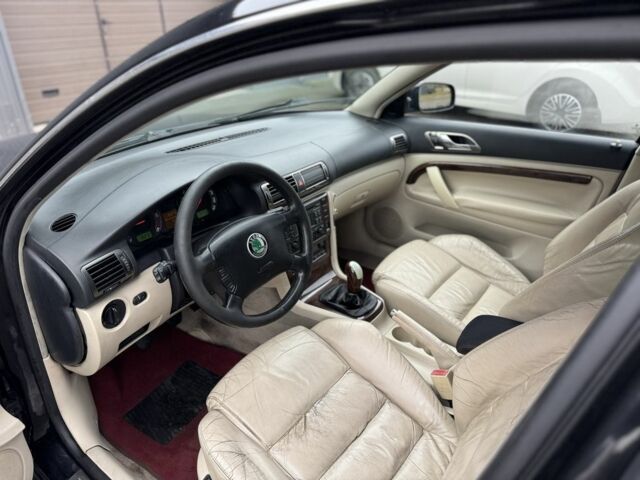 Черный Шкода Суперб, объемом двигателя 1.9 л и пробегом 397 тыс. км за 2450 $, фото 9 на Automoto.ua