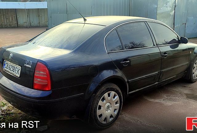 Черный Шкода Суперб, объемом двигателя 1.8 л и пробегом 334 тыс. км за 4299 $, фото 1 на Automoto.ua