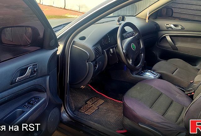 Черный Шкода Суперб, объемом двигателя 1.8 л и пробегом 334 тыс. км за 4299 $, фото 5 на Automoto.ua