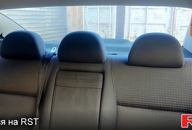 Черный Шкода Суперб, объемом двигателя 1.8 л и пробегом 334 тыс. км за 4299 $, фото 4 на Automoto.ua