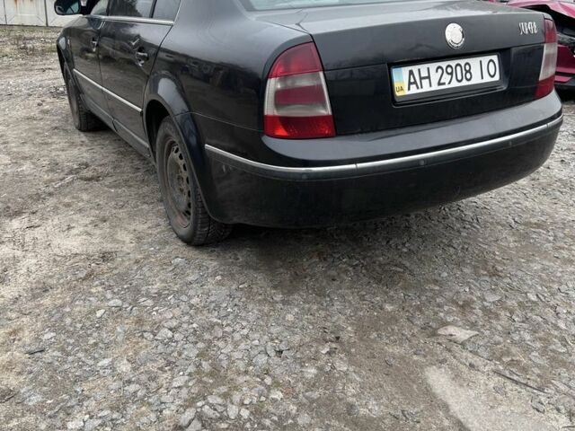 Черный Шкода Суперб, объемом двигателя 2.5 л и пробегом 100 тыс. км за 2200 $, фото 7 на Automoto.ua