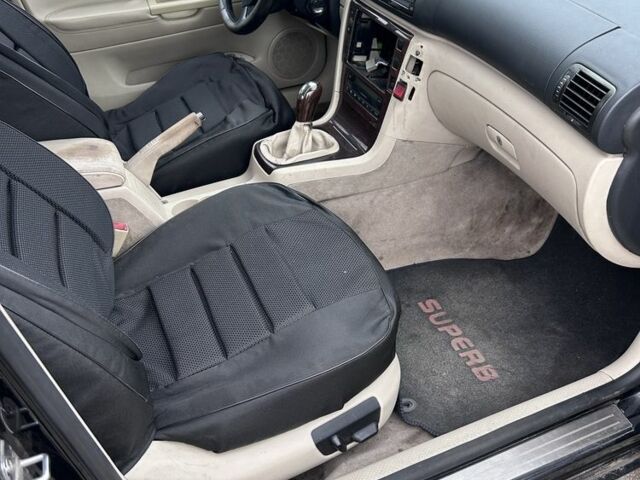 Черный Шкода Суперб, объемом двигателя 2.5 л и пробегом 100 тыс. км за 2200 $, фото 5 на Automoto.ua