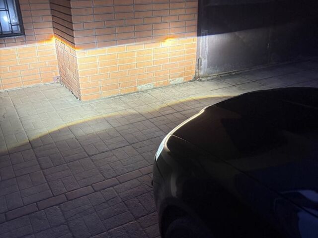 Черный Шкода Суперб, объемом двигателя 1.8 л и пробегом 325 тыс. км за 7399 $, фото 8 на Automoto.ua