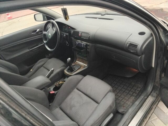 Черный Шкода Суперб, объемом двигателя 1.9 л и пробегом 400 тыс. км за 2200 $, фото 9 на Automoto.ua