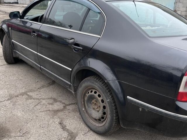 Черный Шкода Суперб, объемом двигателя 2.5 л и пробегом 100 тыс. км за 2200 $, фото 1 на Automoto.ua