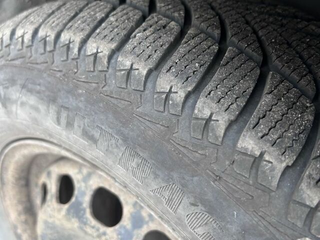 Черный Шкода Суперб, объемом двигателя 2.5 л и пробегом 100 тыс. км за 2200 $, фото 6 на Automoto.ua