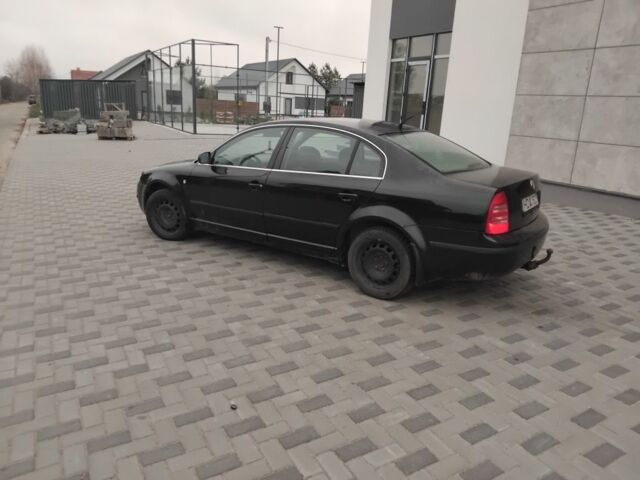 Черный Шкода Суперб, объемом двигателя 1.9 л и пробегом 400 тыс. км за 2200 $, фото 3 на Automoto.ua