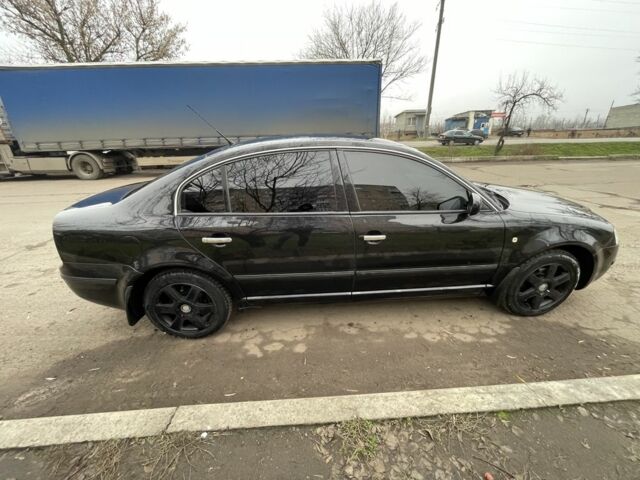 Черный Шкода Суперб, объемом двигателя 1.8 л и пробегом 230 тыс. км за 4999 $, фото 7 на Automoto.ua