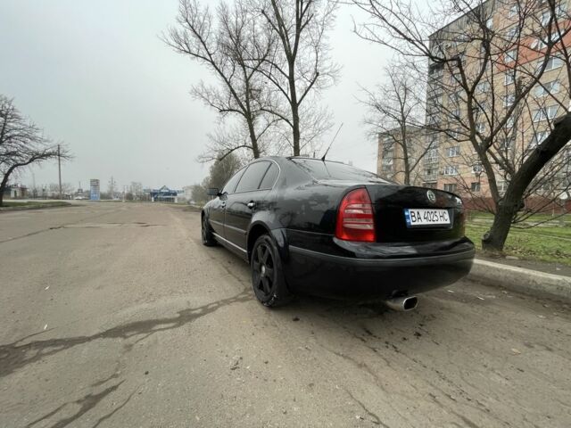 Черный Шкода Суперб, объемом двигателя 1.8 л и пробегом 230 тыс. км за 4999 $, фото 2 на Automoto.ua