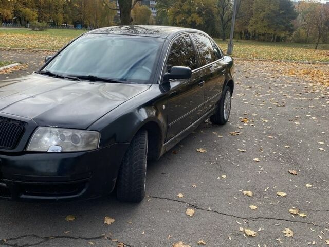 Черный Шкода Суперб, объемом двигателя 1.8 л и пробегом 400 тыс. км за 2700 $, фото 1 на Automoto.ua