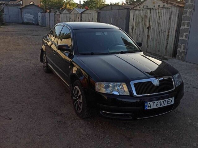 Черный Шкода Суперб, объемом двигателя 1.8 л и пробегом 240 тыс. км за 5000 $, фото 1 на Automoto.ua
